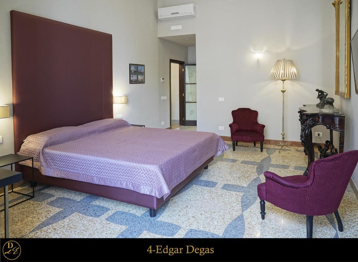 Bed and Breakfast Dimora Donna Elena By Ranieri Neapel Exterior foto